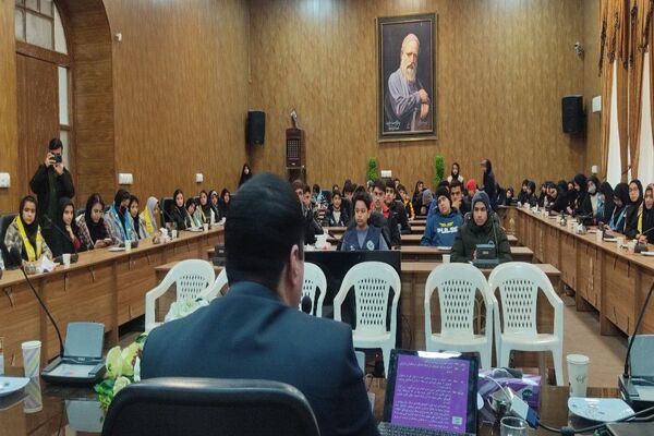 سومین جلسه همایش آموزش خبرنگاری ویژه دانش آموز خبرنگاران پانا مدارس نیشابور