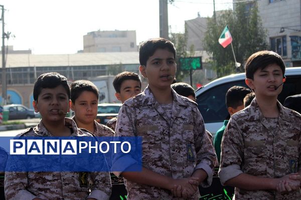حضور پرشور دانش‌آموزان در راهپیمایی ۱۳آبان منطقه کهریزک 