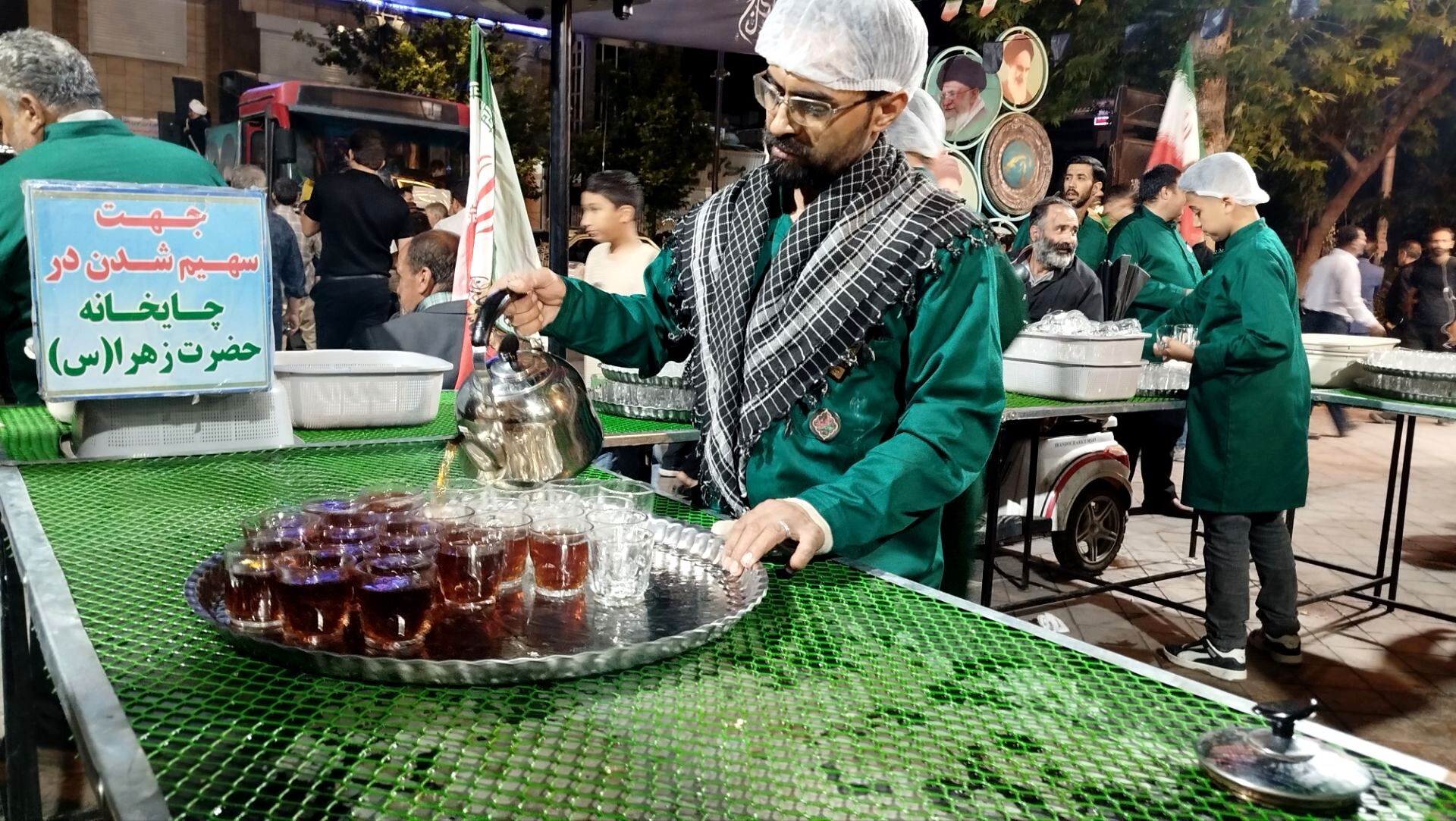 هشتاد و پنجمین شب از فعالیت چایخانه فاطمه الزهرا در قاب پانا 