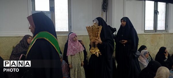 اجتماع بزرگ «مادر و دختری» در بندرعباس با حضور خادمان رضوی