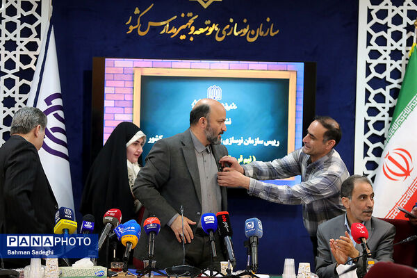 نشست خبری رئیس سازمان نوسازی مدارس کشور