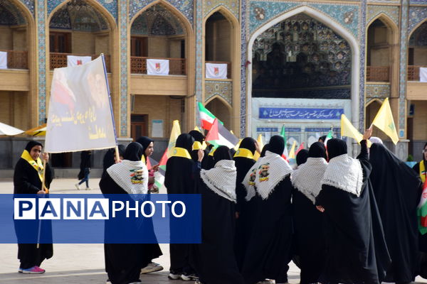تجمع دانش‌آموزان شیرازی در حمایت از جبهه مقاومت