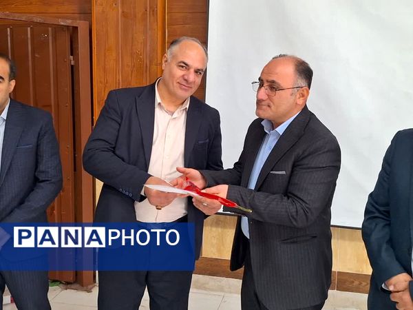 تجلیل از دانش‌آموزان مقام آور و فعالان جشنواره نوجوان خوارزمی