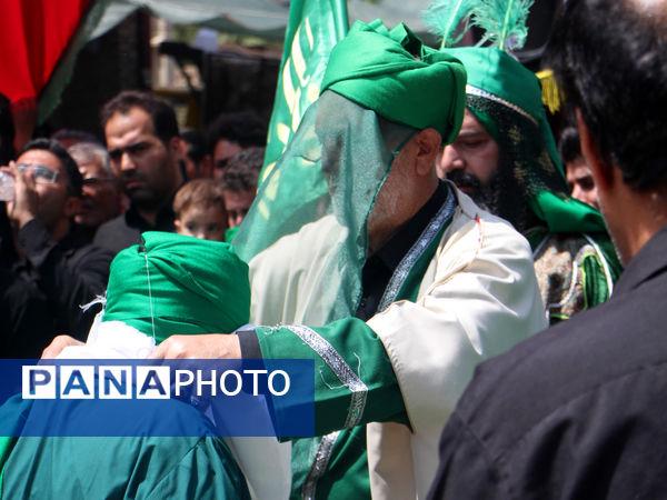 مراسم عزاداری و تعزیه‌خوانی روز عاشورا در روستای ده بالای تفت
