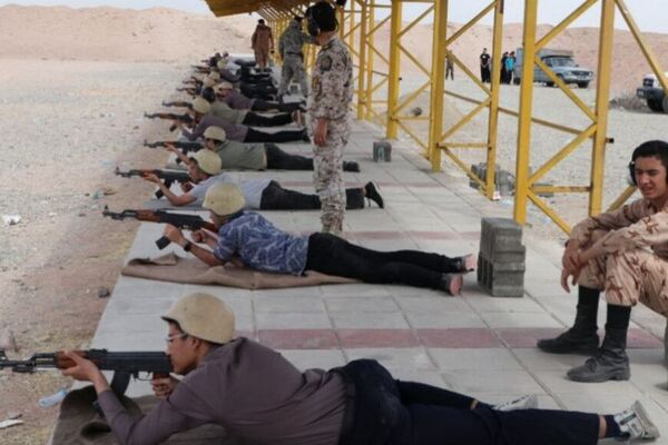 حضور دانش آموزان ناحیه دو شهرری در اردوی میدان تیر شهید جانبزرگی 