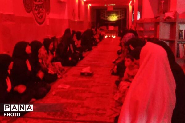 برگزاری مراسمات‌ شب‌های‌ قدر‌ در شهرک امیریه