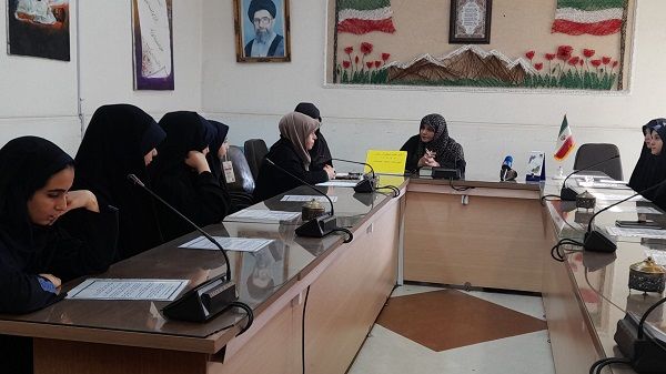 همیاران مشاور بازوان توانمند مشاوران مدارس هستند