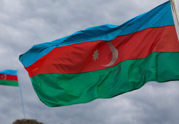 اعلام آمادگی باکو برای کمک به ایران در پی سانحه بالگرد حامل رئیس‌جمهور