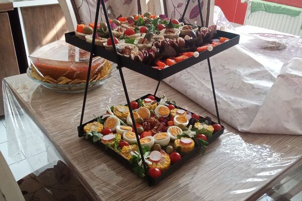 برگزاری اردوی درون‌مدرسه‌ای با محوریت صبحانه سالم در آموزشگاه هیأت امنایی فرزانگان ملارد