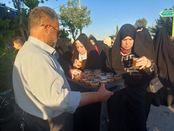 همایش پیاده‌روی خانوادگی به پاسداشت ایام الله دهه مبارک کرامت