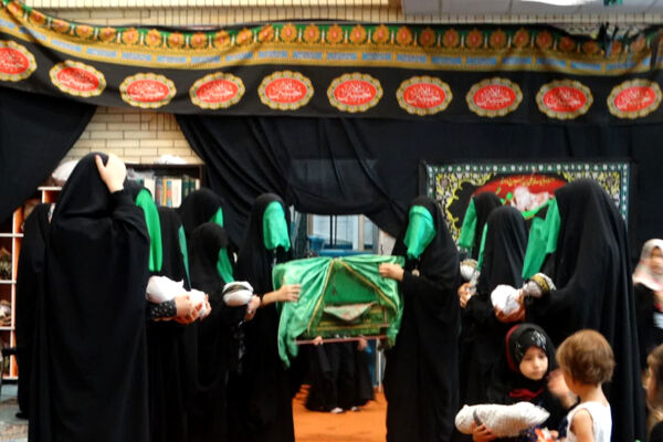 همایش شیرخوارگان حسینی، لاله‌های سرخ در آغوش مادران