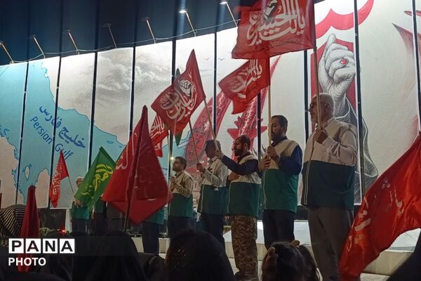 شب ۲۲۱ همبستگی ملی در شهرستان ملارد با حضور گسترده مردم