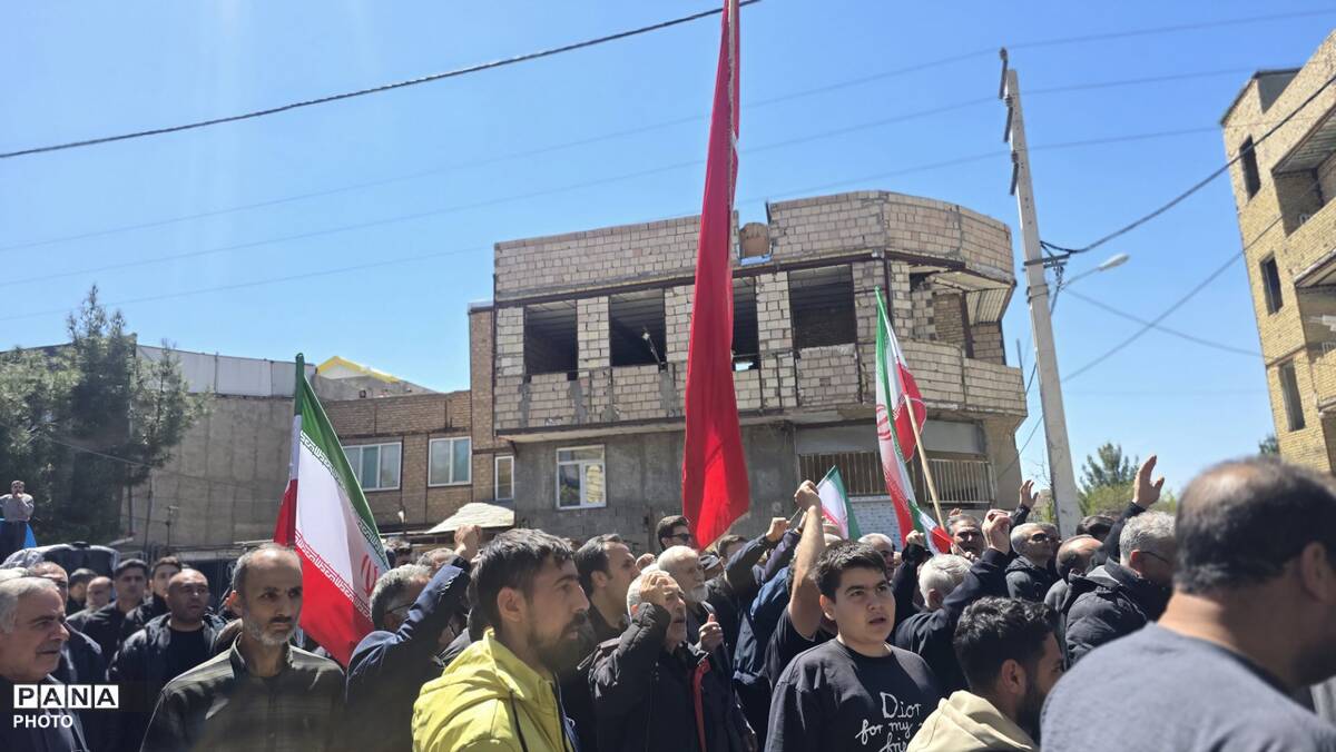 مراسم تشییع پیکر مطهر سردار شهید عباس ملکی و همسر بزرگوارشان
