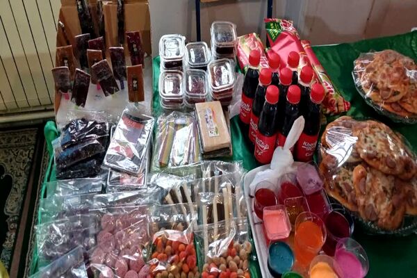 بازارچه کسب و کار دانش‌آموزی در مدرسه فدک