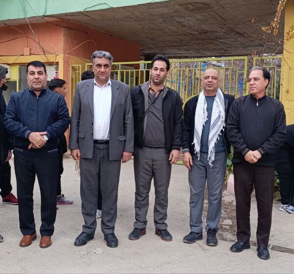 اعزام دانش‌آموزان دبیرستان شاهد امام حسین (ع) اسلام آباد غرب به اردوی راهیان نور