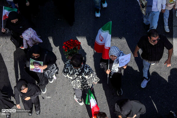 رزمایش دختران «جان‌فدای ایران»