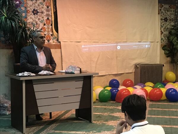 آغاز سال تحصیلی در مدرسه شهدای مدافع حرم با حضور مسئولان، جشن و کلاس توجیهی