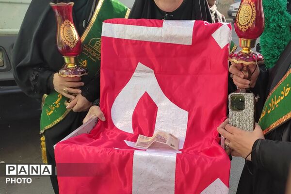 دبیرستان شهید عیسی‌وند میزبان پرچم متبرک حرم امام حسین (ع) 