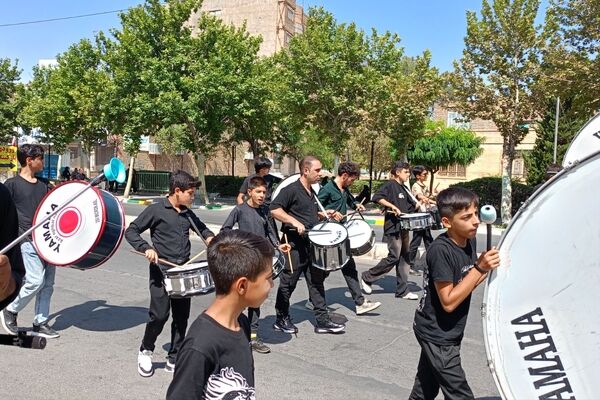 طبل و سنج زنی در روز عاشورا 