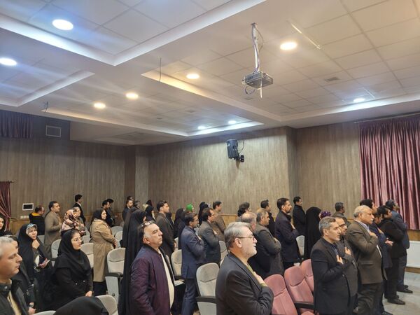 جلسه روسای انجمن مدار ناحیه سه در دبستان مصلی نژاد حضرت زینب