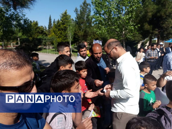 همایش پیاده‌روی خانوادگی در شهر جعفریه قم 