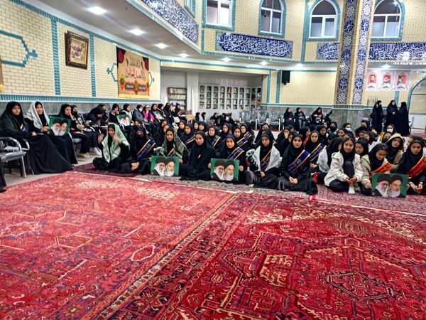 همایش صلابت خواهران بسیجی در خواجه