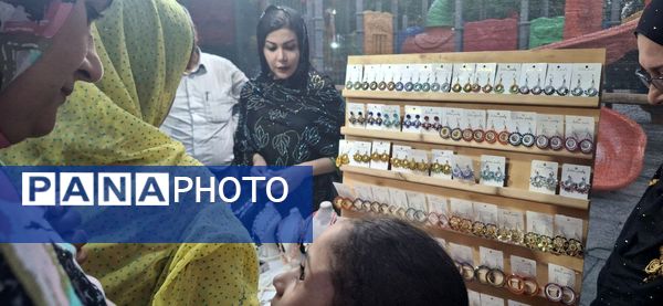 جشنواره‌‌ انبه و یاسمین گل شهرستان میناب