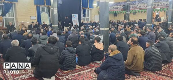 نوگلان سرابی در مراسم سوگواره رهبر شهید و شهدای دانش‌آموز