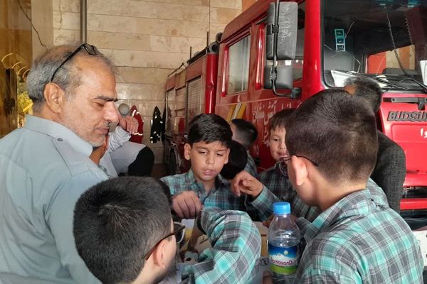 گرامیداشت روز آتش‌نشانی و ایمنی در مدارس شهرستان پیشوا