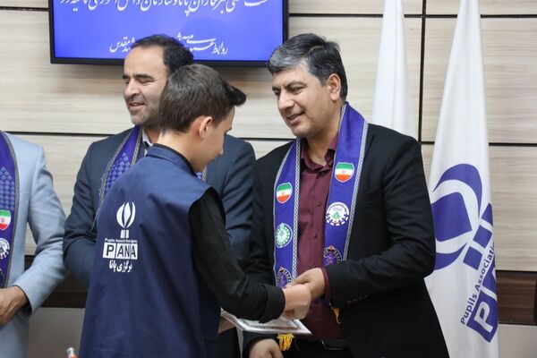 تجلیل از خبرنگاران برتر ناحیه دو مشهد با حضور مسئولان استانی