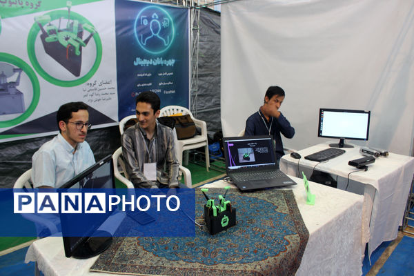 چهارمین جشنواره خلاقیت و دست‌سازه هنرستان قدس قم