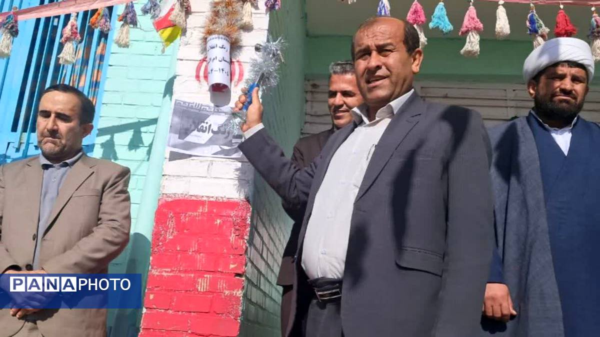 نواخته شدن زنگ انقلاب در دبستان دخترانه ام‌البنین دیشموک