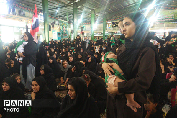 طنین لالایی مادران آباده در همایش شیرخوارگان حسینی