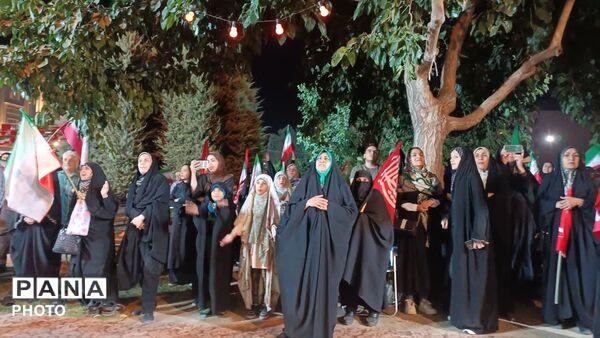 صد و هشتادو هفتمین حضور،در میدان ولیعصر الهیه 
