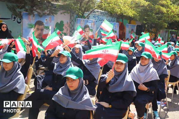 جشن جوانه‌ها و آغاز دوره متوسطه اول در مدارس تبریز