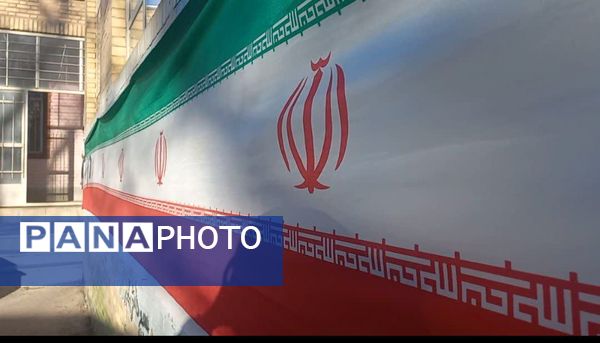 طنین زنگ انقلاب در مدرسه حضرت زهرا(س) نیر