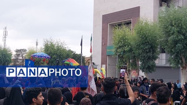 جلوه‌هایی از حرکت نمادین کاروان اسرای کربلا در قم