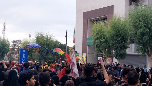 جلوه‌هایی از حرکت نمادین کاروان اسرای کربلا در قم