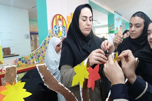 بازدید دانش‌آموزان از کانون پرورش فکری کودکان و نوجوانان