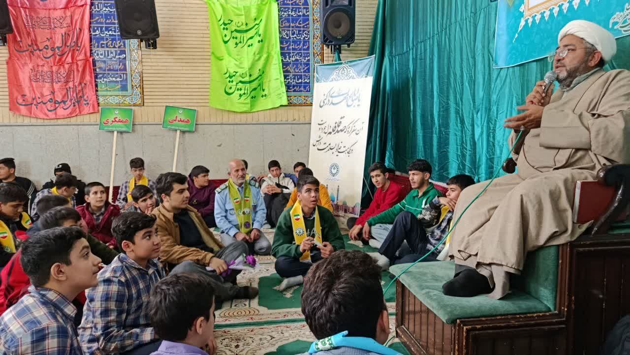 ویژه برنامه سازمان دانش‌آموزی استان سمنان به مناسبت ولادت حضرت علی اکبر (ع)