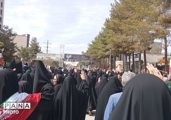 تشییع پیکر مطهر شهدای پایگاه نظامی هوانیروز