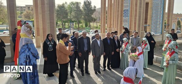 پیشتازان چهارمحال و بختیاری میزبان رئیس سازمان مدارس غیردولتی وزارت آموزش و پرورش 