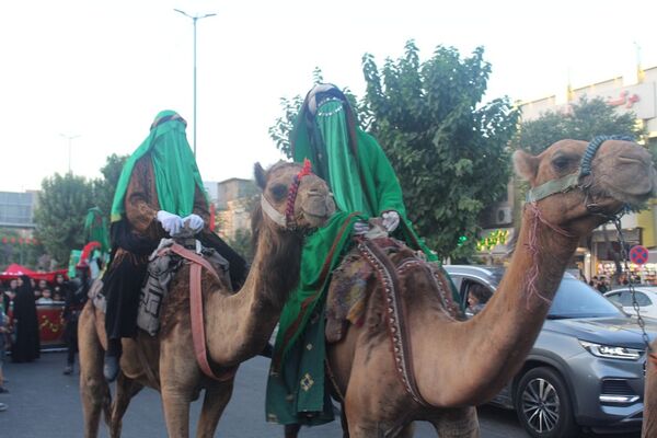 حرکت نمادین کاروان اسرای کربلا در فردیس