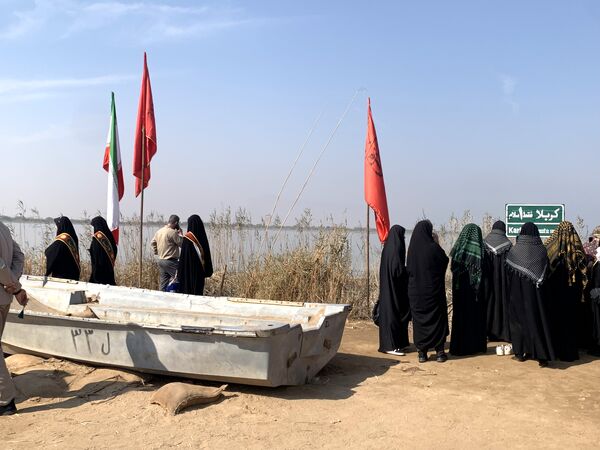 اعزام دانش‌آموزان دبیرستان شاهد شهرکرد به شلمچه