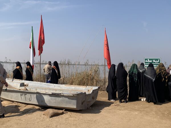 اعزام دانش‌آموزان دبیرستان شاهد شهرکرد به شلمچه