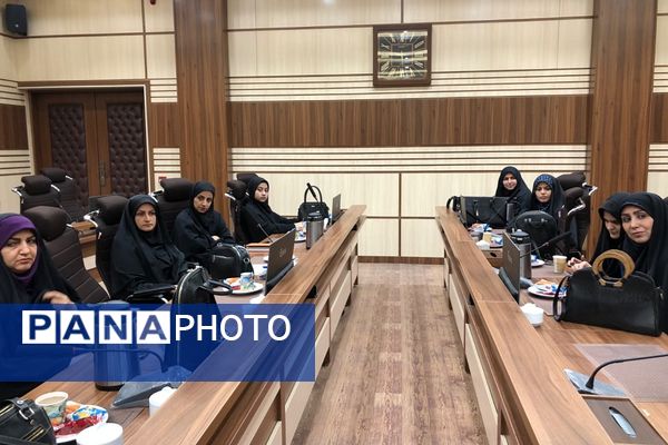 کارگاه توانمندسازی معاونین و مربیان پرورشی ناحیه دو شهرری 