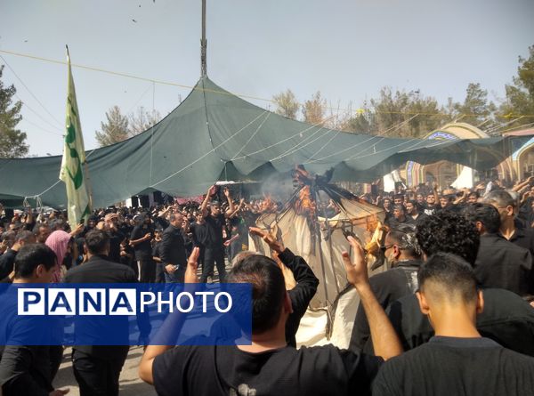  آیین خیمه سوزان روز عاشورا در بیرجند 