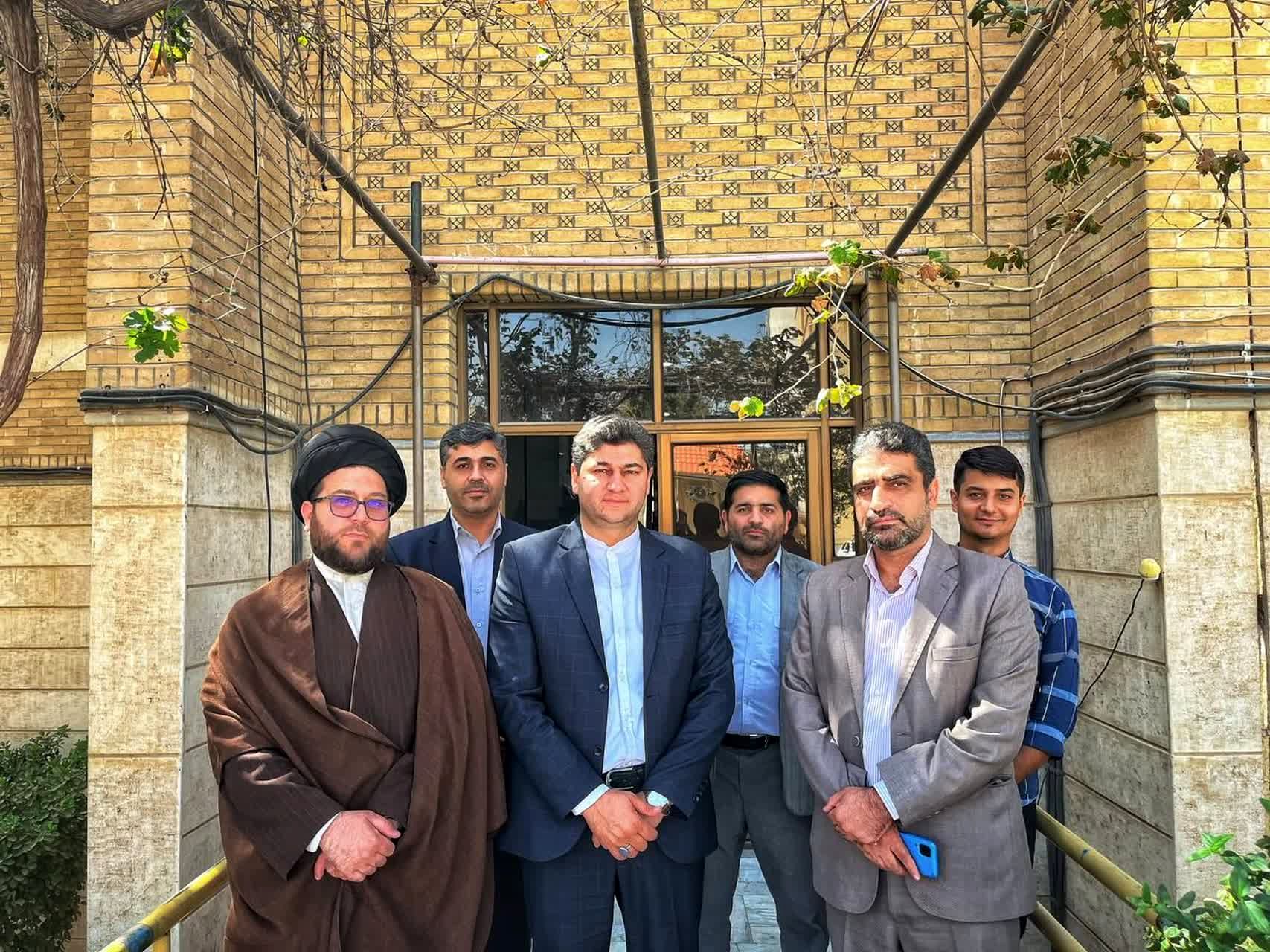 ارتقای همکاری سازمان های دانش آموزی قم و آذربایجان شرقی در زمینه مسائل فرهنگی