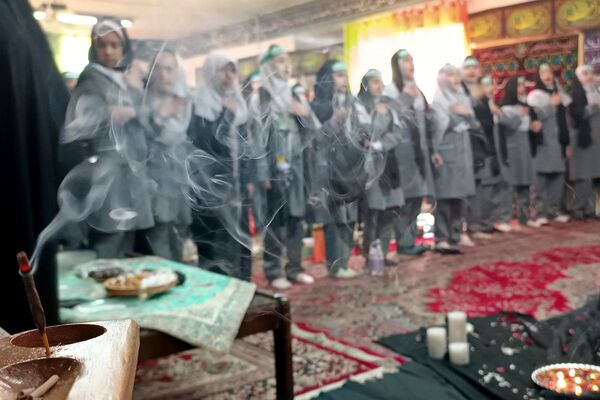 افتتاحیه هیئت فاطمه الزهرا در مکتب فاطمی دبستان دانش