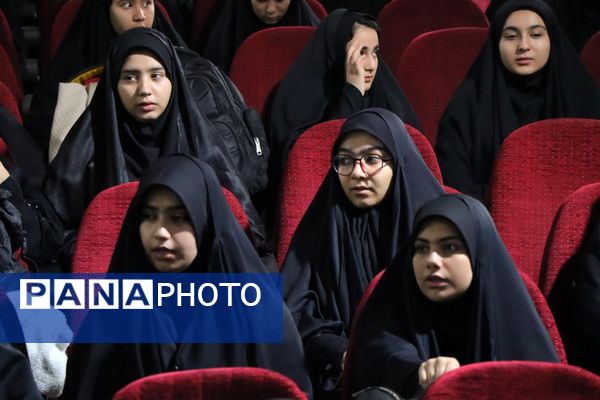  آیین بدرقه کاروان راهیان نور شهرستان بهارستان